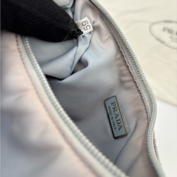 ❤️ Prada Vintage Mini Tessuto Hobo Nylon Bag A124M17#5 - Picture 12 of 15